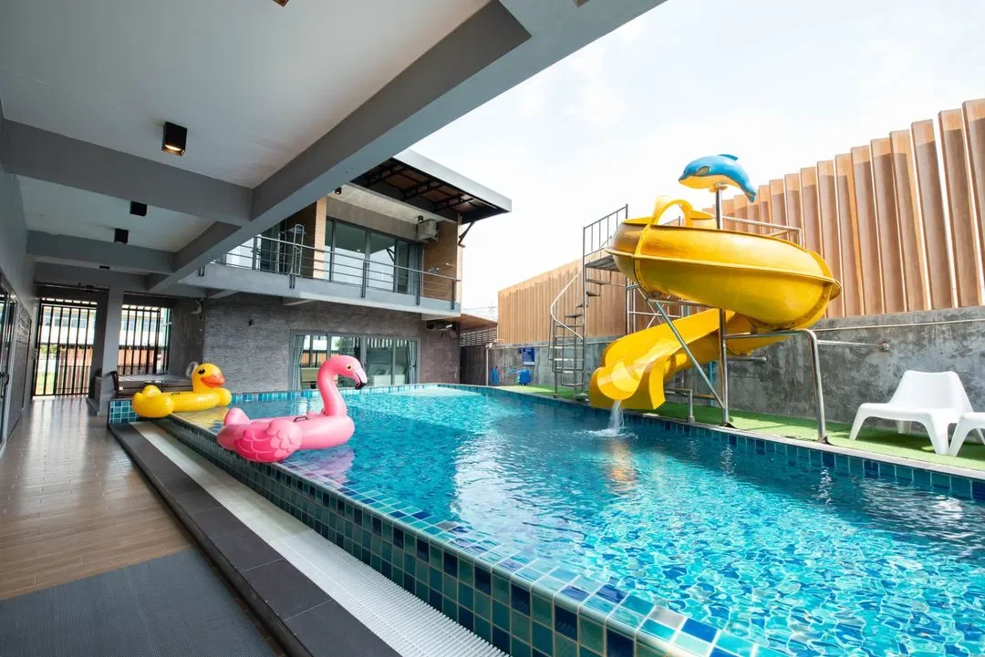 Ban Pool Villa Pattaya Pattaya Up to 30 guests
