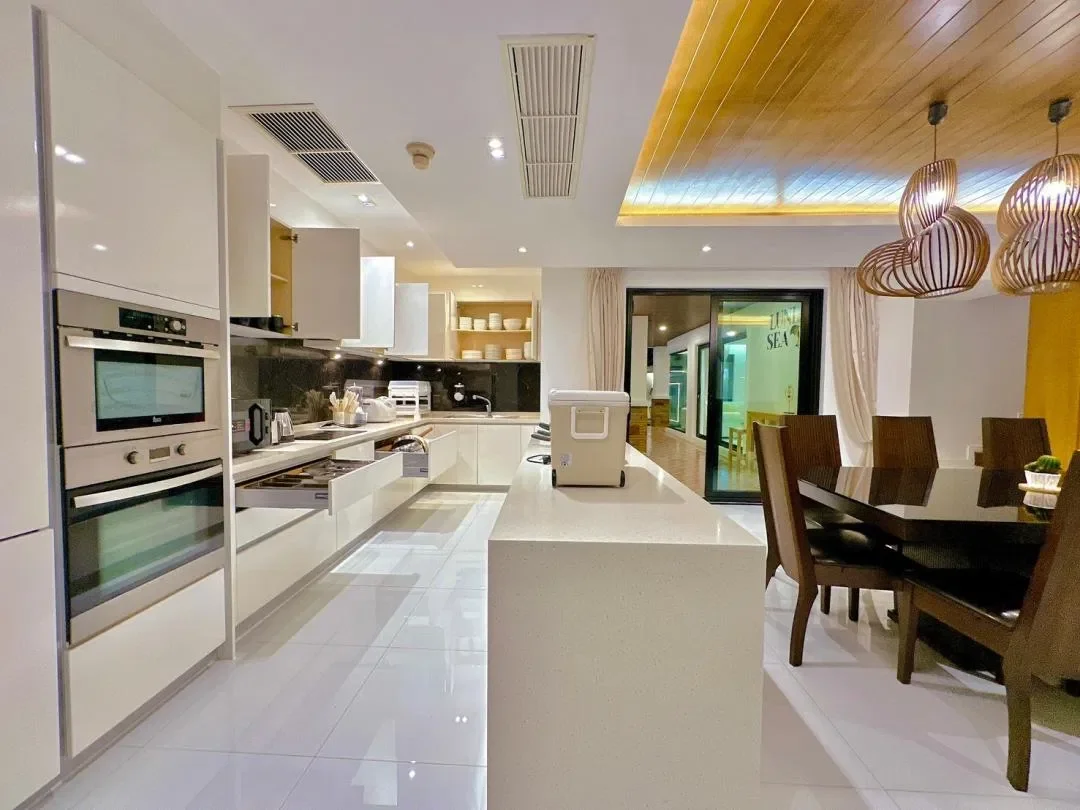 Lunlana Sea View Pool Villa Pattaya第26张