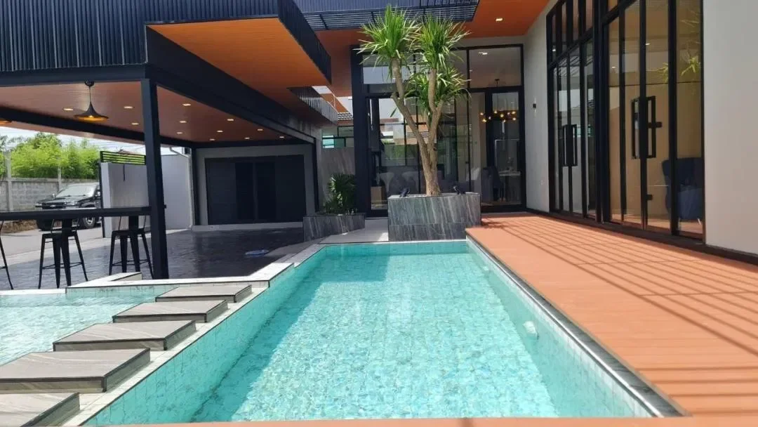 The Kompletia Sattahip 1 สัตหีบ สูงสุด 15 คน