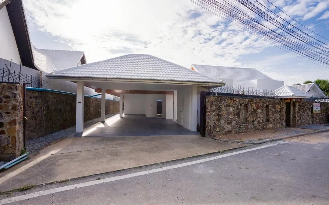 Labaris poolvilla รูปที่ 42