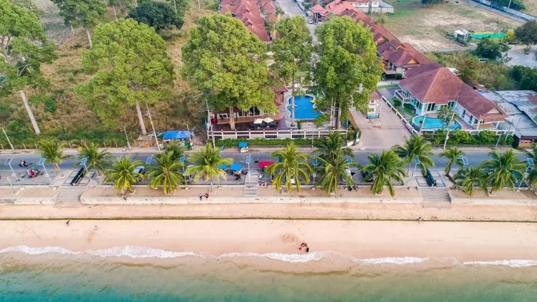 RimLay Beachfront Pool Villa รูปที่ 15