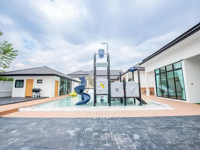 GRAND SPACE POOLVILLA PATTAYA รูปที่ 42