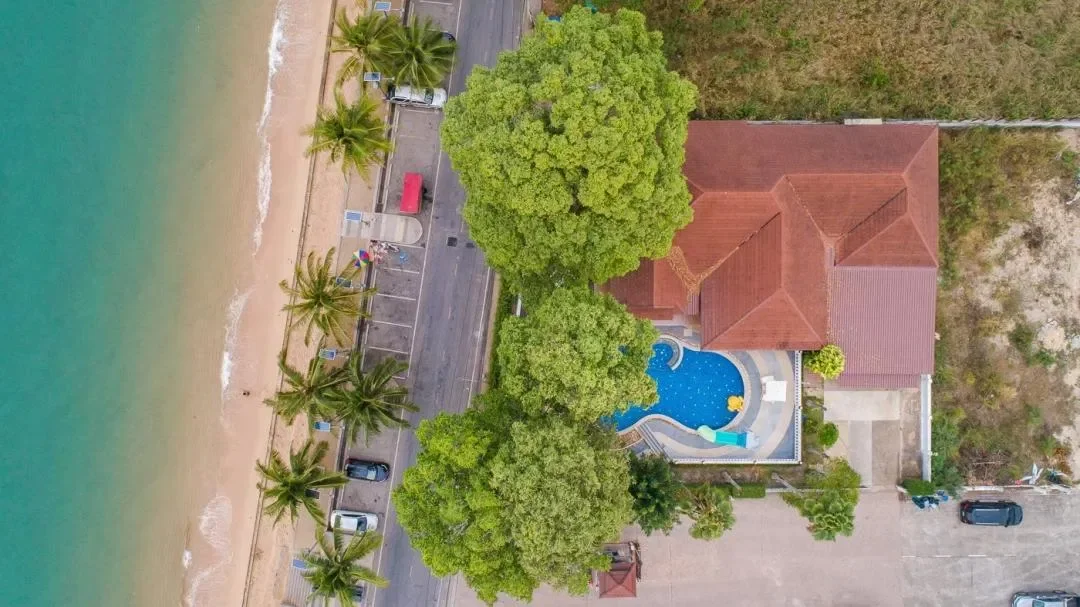 RimLay Beachfront Pool Villa รูปที่ 16