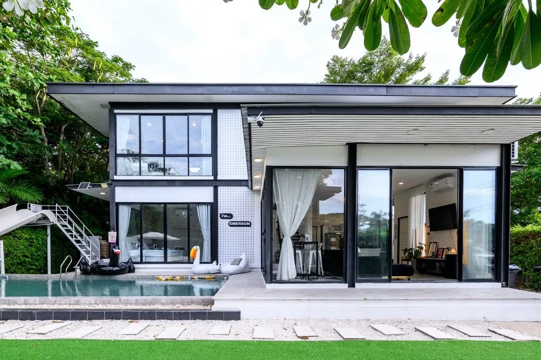 Emerson Poolvilla พัทยา สูงสุด 15 คน
