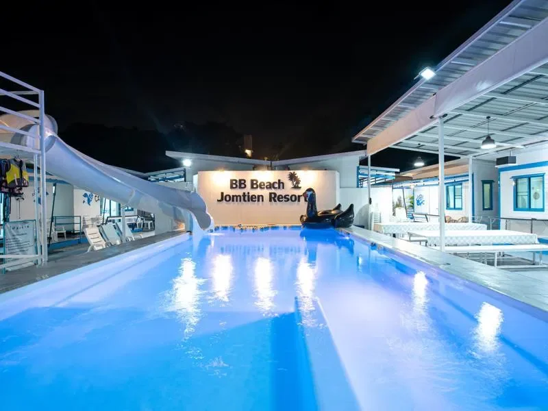 BB Beach Jomtien 12 ห้องนอน พัทยา สูงสุด 40 คน