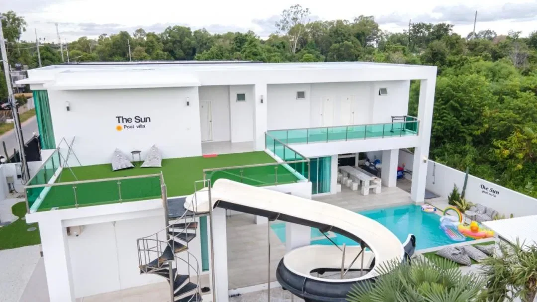 The Sun PoolVilla สัตหีบ สูงสุด 25 คน