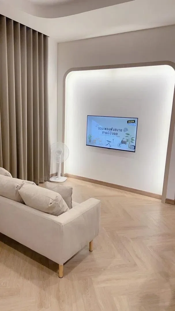 Level TWO Pool villa ศรีราชา รูปที่ 3